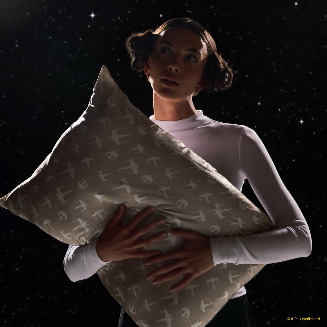 504421-StarWarsxKitsch-StandardSatinPillowcase-RebelAlliance-Model-1280x1280px
