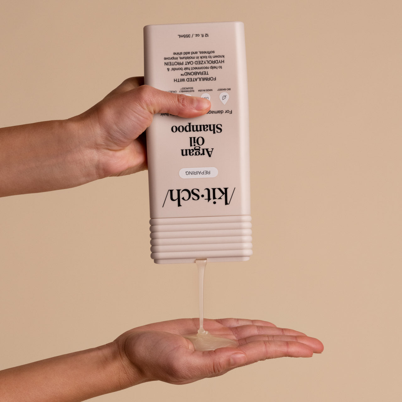 505923-ArganOilLiquidShampoo-Repairing-HairCare-Model-2-1280x1280px