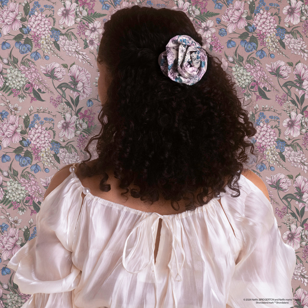 507415-BridgertonxKitsch-SatinRosetteMediumFlatCloudClip-Wisteria-Model-2-1280x1280px