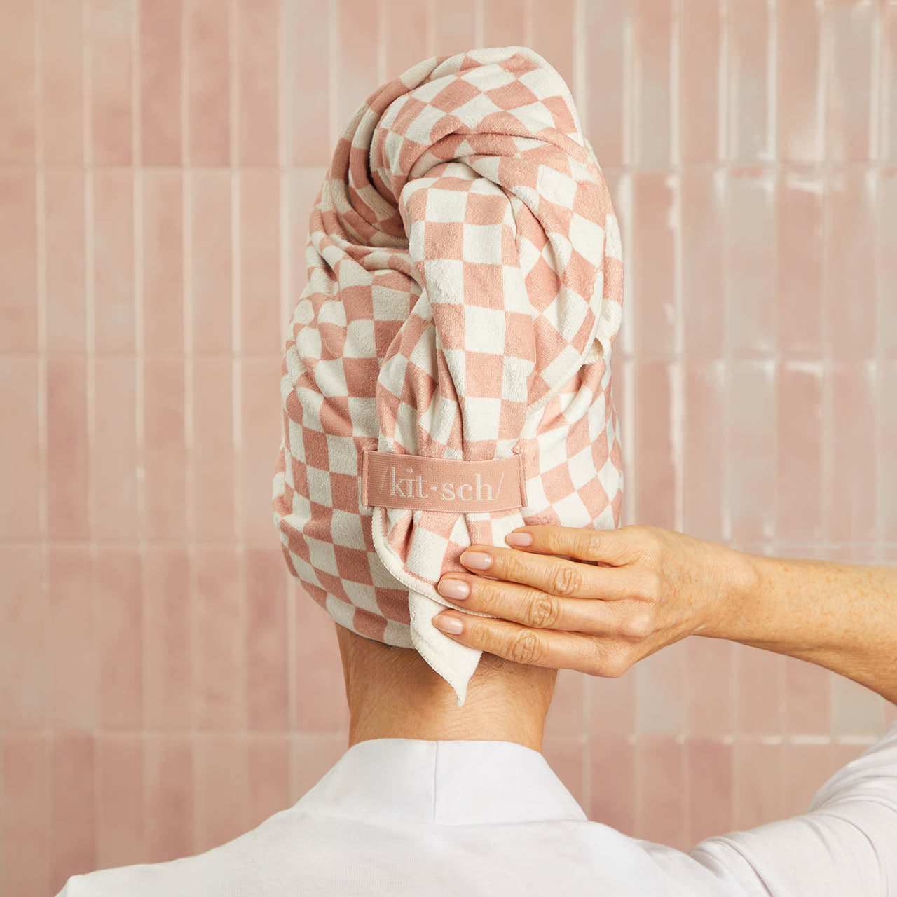 60695-XL-QuickDryHairTowelWrap-Model-Cleanse-TerracottaChecker-9-1280x1280px