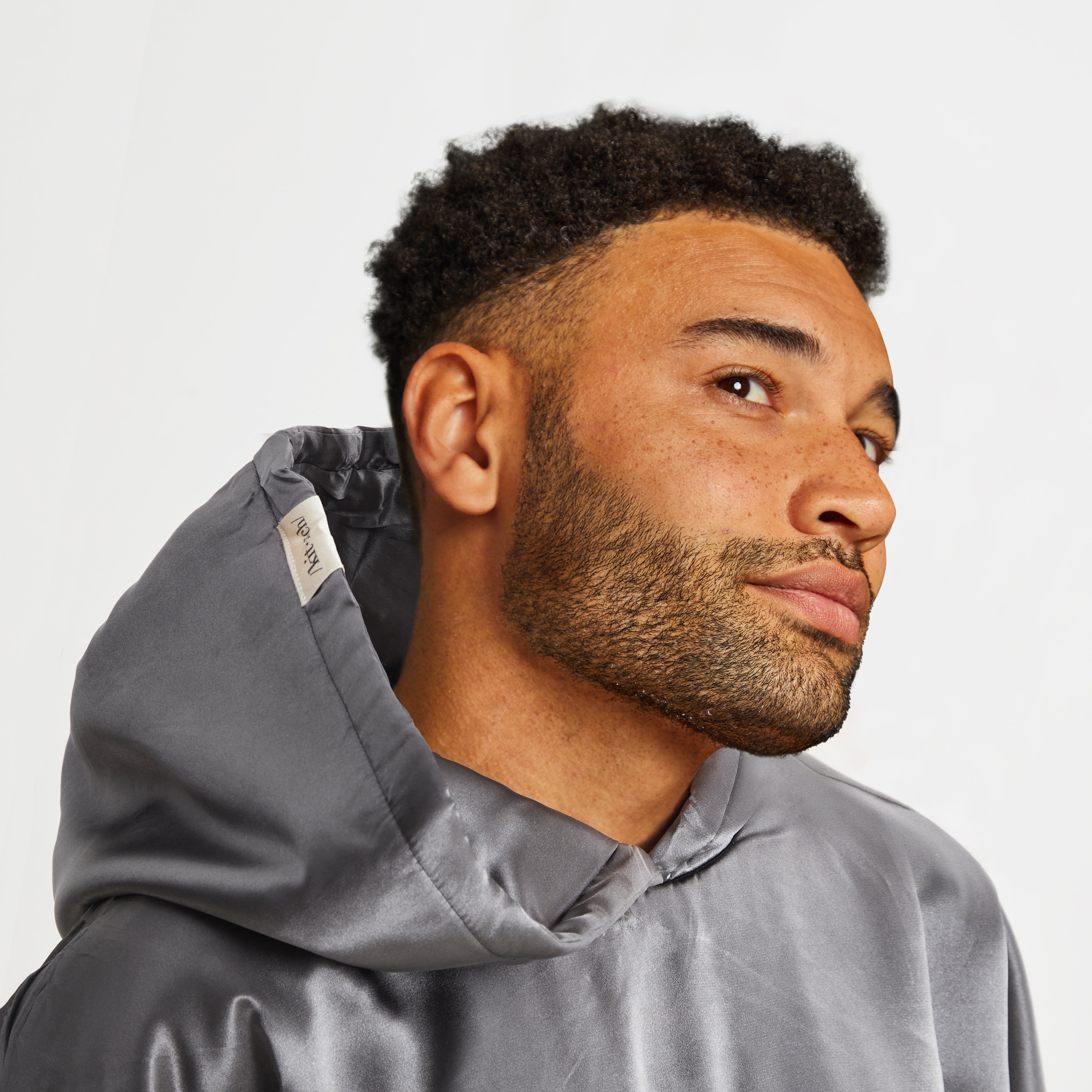 9494-SatinGlazey-Model-Sleep-Charcoal-18-300dpi